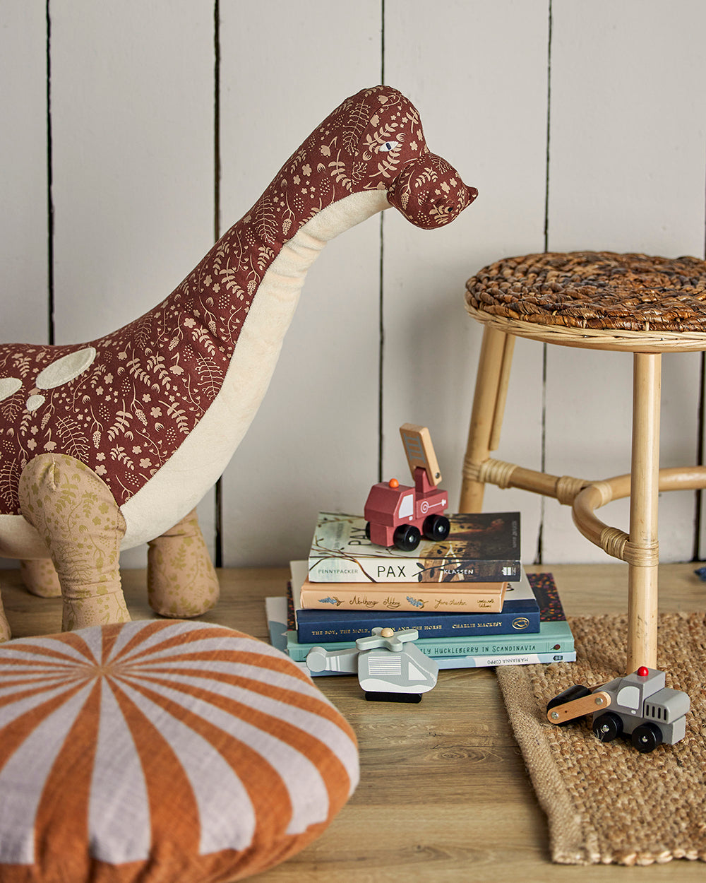 Spielzeugauto Feuerwehr, Helikopter und Walze im 3er Set aus Holz