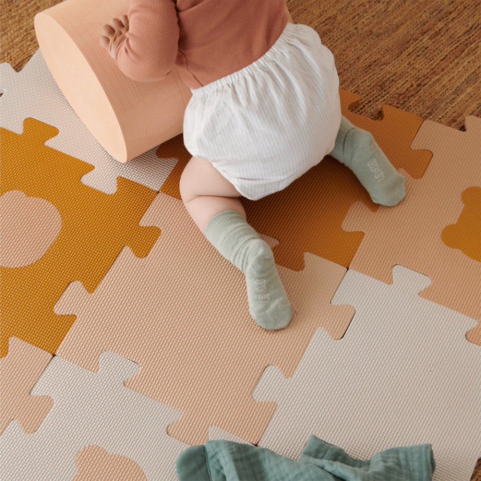 Krabbelmatte Bodenmatte Spielmatte für Baby und Kleinkind I Toskana-Rosen-Multi-Mix