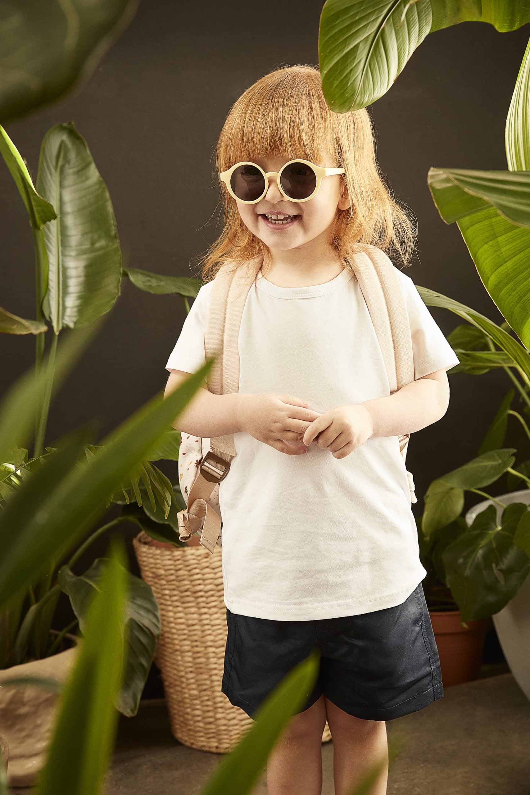 Kindersonnenbrille aus recyceltem Plastik - Pale Banana | Nachhaltige Kindersonnenbrille aus recyceltem Plastik, Farbe: Pale Banana | Kinder von 4 bis 10 Jahren