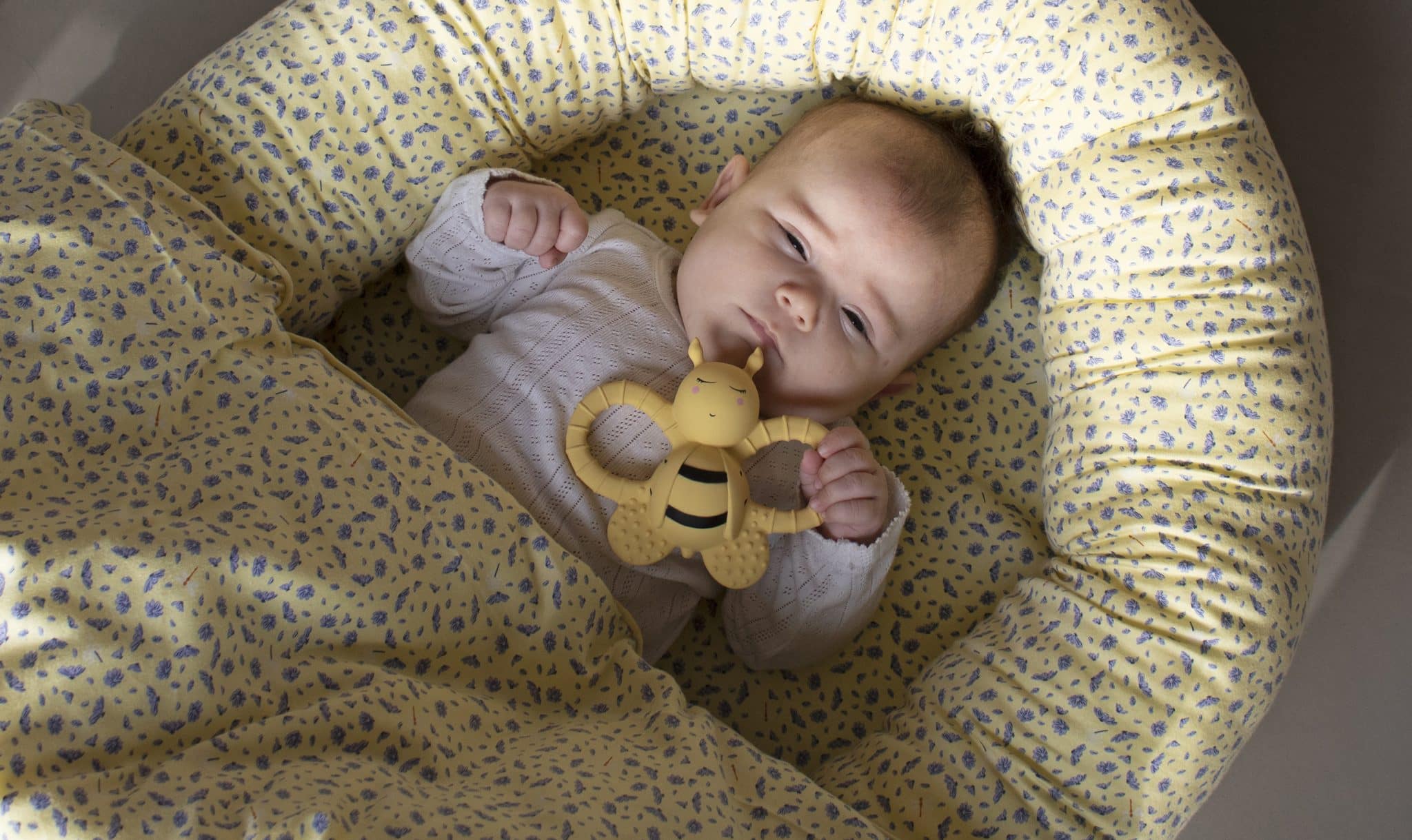 Baby Beißring Naturkautschuk, Bella die Biene